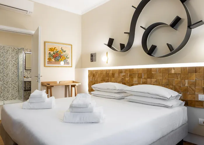 Pier Capponi 17 & Gasthuis 4*